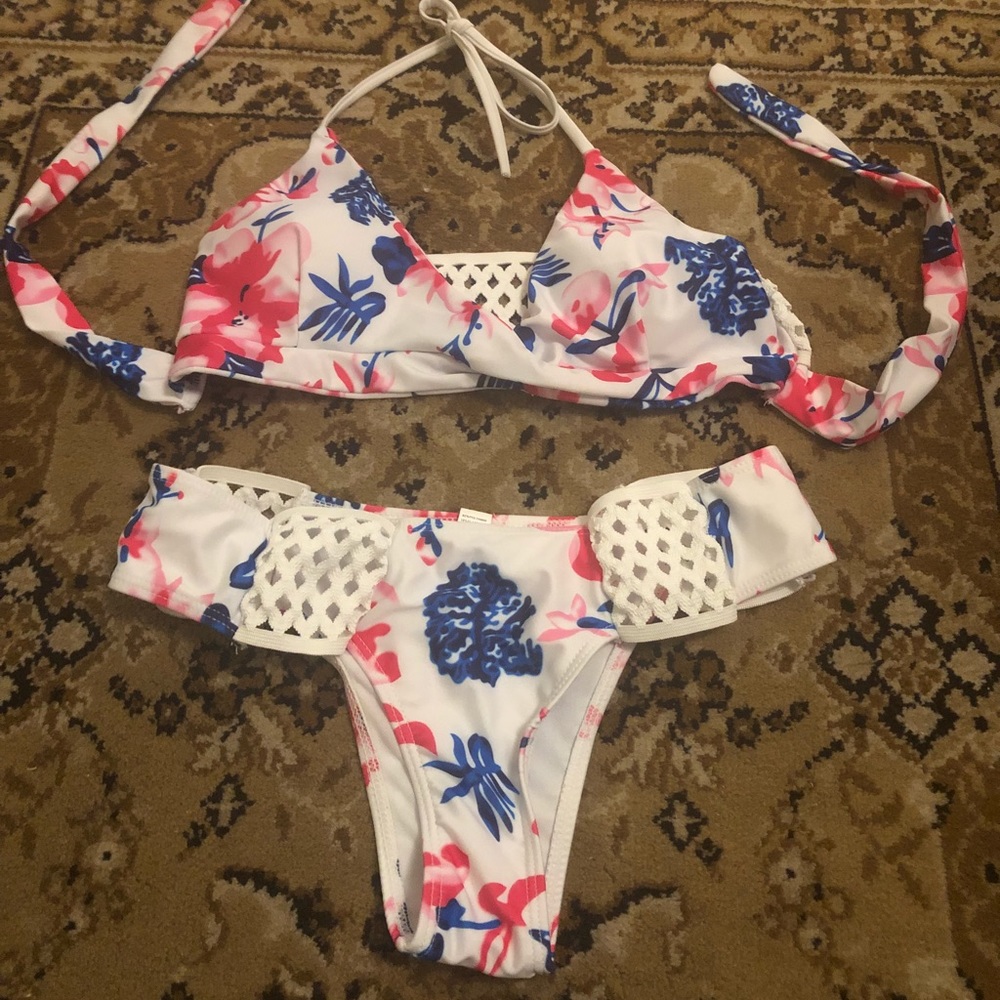 Swim suit size small